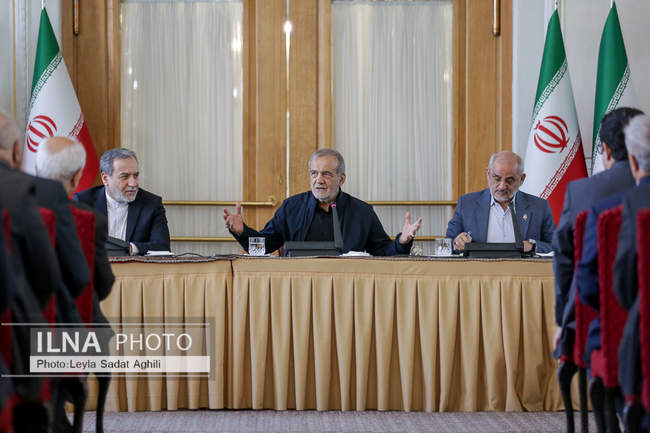 حضور رییس جمهور در جمع مدیران ارشد وزارت امور خارجه