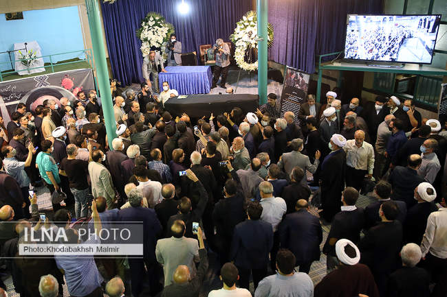 مراسم وداع با پیکر حجت الاسلام و المسلمین دعایی