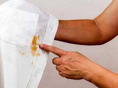 پاک کردن لکه روغن از روی لباس