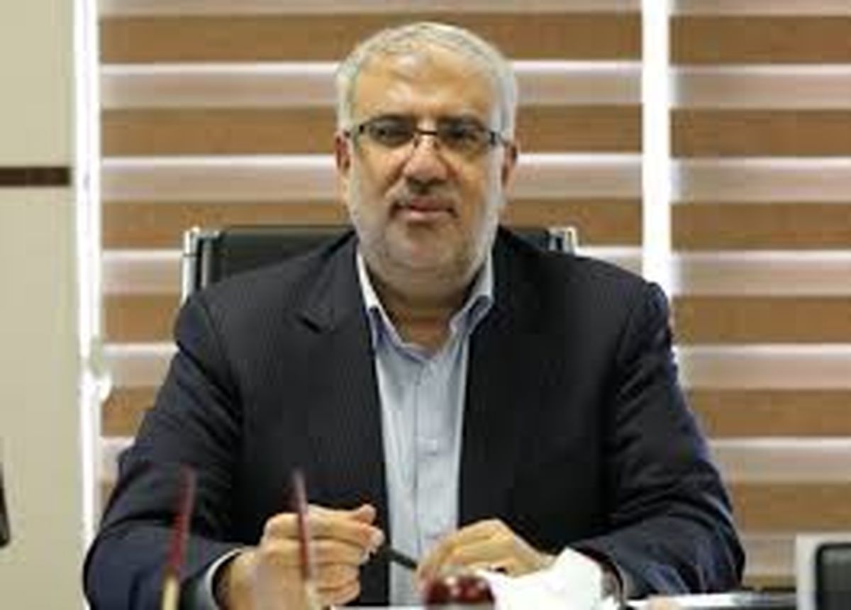 سرمایه گذاری و توجه به منابع انسانی را رها نمی کنیم/تولید صیانتی روزانه ۵ میلیون بشکه نفت تحقق یافتنی است
