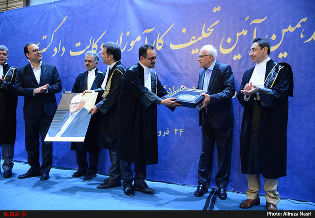 آیین تحلیف 57 کارآموز وکالت در قزوین