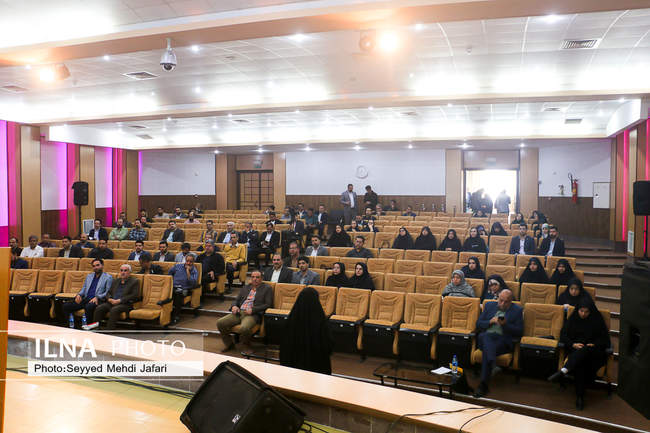 همایش «اخبار جعلی و شیوه مواجهه با آن» از دریچه دوربین ایلنا