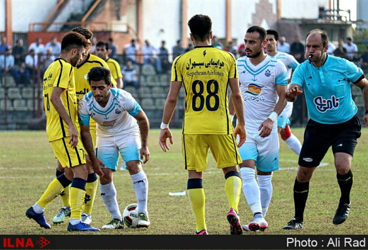 فجرسپاسی - ملوان؛ جدال نظامیان در شیراز