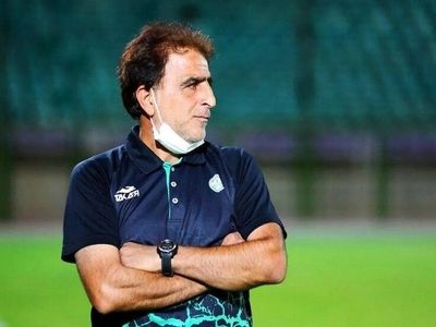 پیکر «حسن استکی» پیشکسوت فوتبال اصفهان تشییع شد

