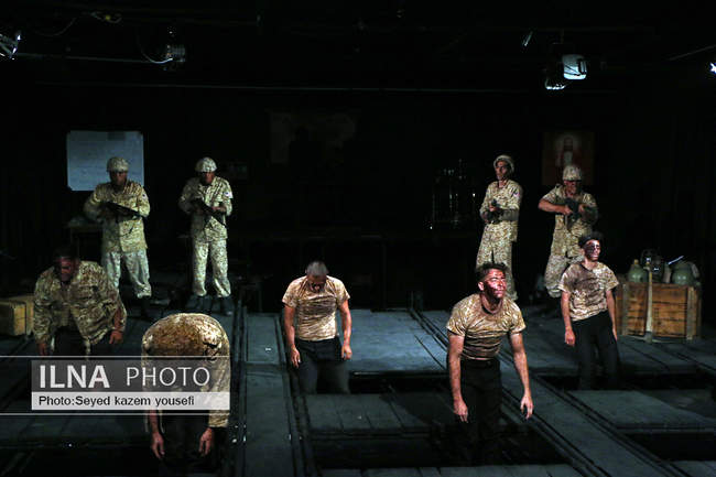 تئاتر «اولولری قویلایین»؛ پیام‌آور صلح روی صحنه تبریز