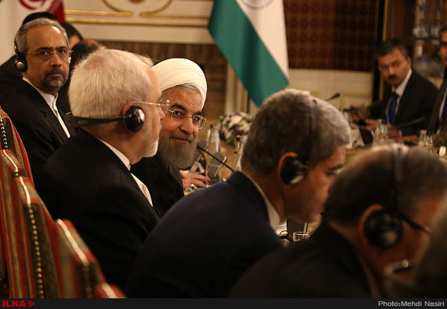 استقبال رسمی روحانی از نخست وزیر هند وامضای تفاهم نامه همکاری بین دو 