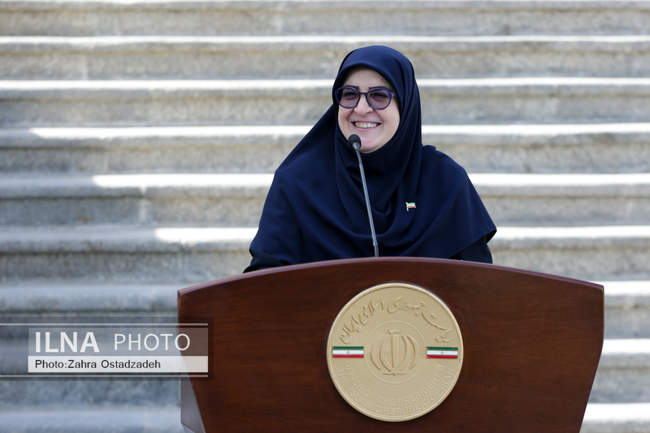 حاشیه جلسه هیات دولت - ۱۴ آبان
