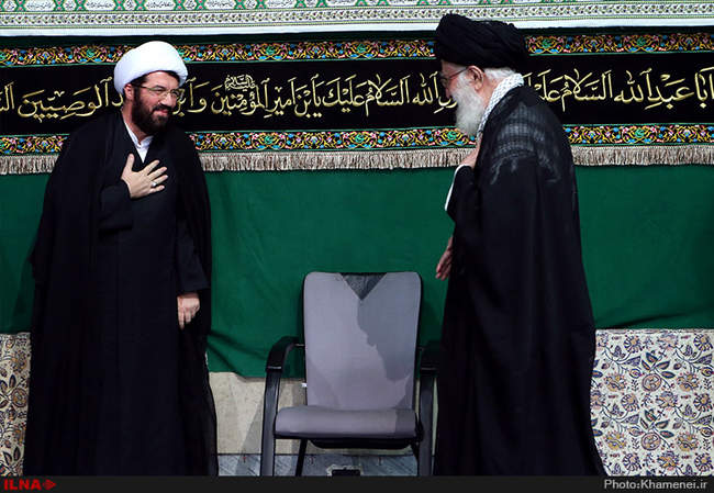 مراسم عزاداری شب عاشورا در حسینیه امام خمینی