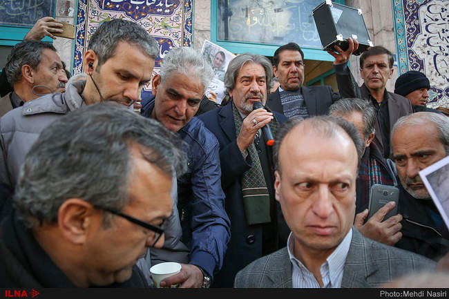 مراسم تشییع پیکر پوران شریعت‌رضوی همسر دکتر علی شریعتی