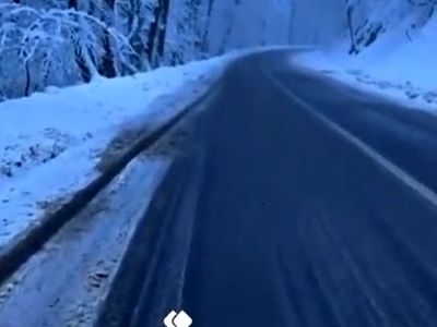 زیبایی خاص در جادهٔ برفی درازنو + فیلم