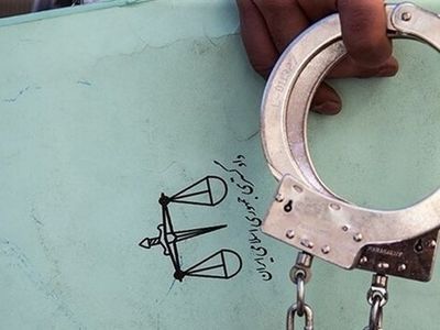 سرقت در مترو به بهانه کمک به سالمندان/ سارق سابقه‌دار دستگیر شد