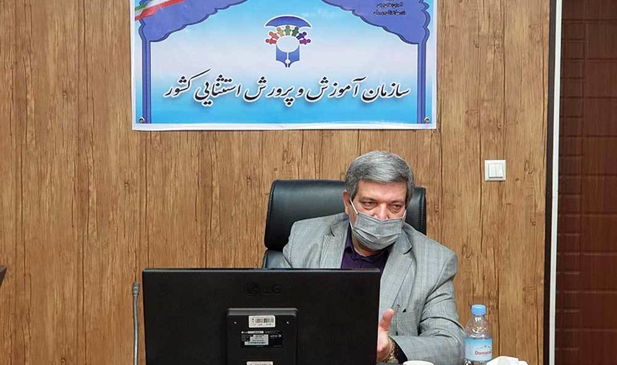 ۲۴۰ نوت تیکر در اختیار دانش‌آموزان نابینا قرار می‌گیرد