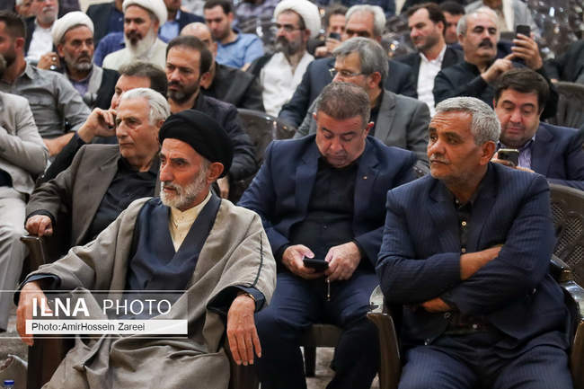 مراسم چهلمین روز درگذشت سینا علیخانی در حرم مطهر امام خمینی (ره)