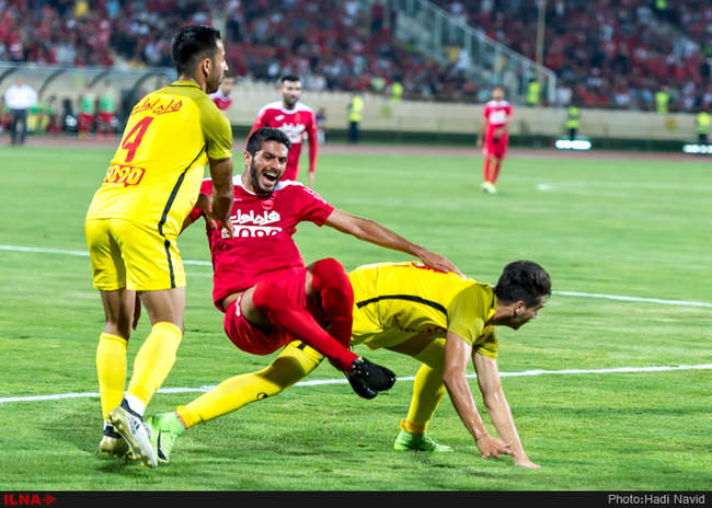 پرسپولیس قهرمان سوپرجام فوتبال ایران (گزارش تصویری)