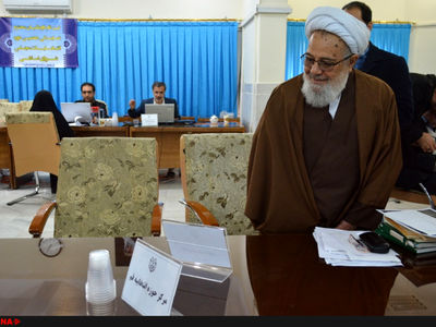 آیت الله ممدوحی کاندیدای خبرگان کرمانشاه شد