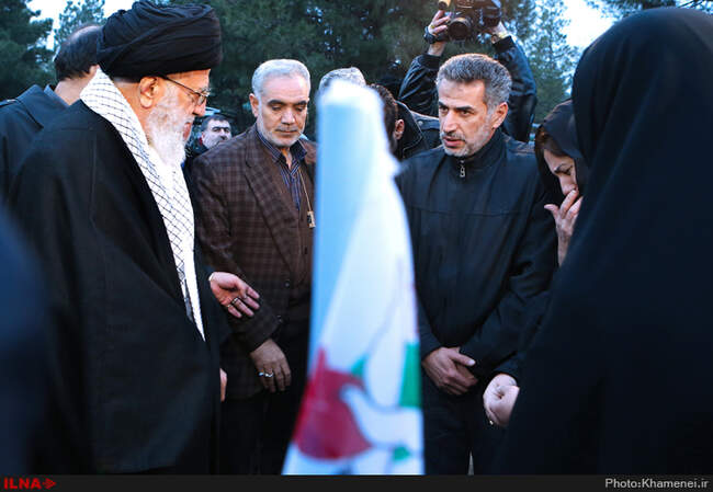 حضور رهبر انقلاب در مرقد مطهر امام راحل و گلزار شهدای بهشت زهرا