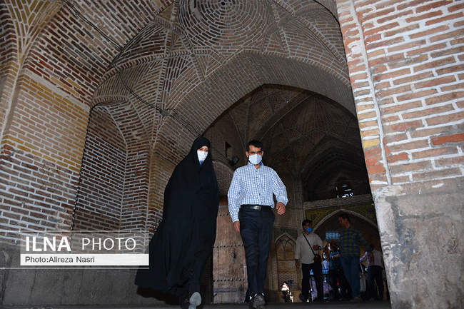 گزارش تصویری دعای عرفه زیر سایه کرونا در قزوین