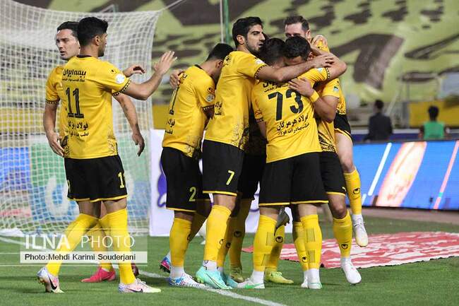 برد قاطع سپاهان برابر صنعت نفت آبادان 