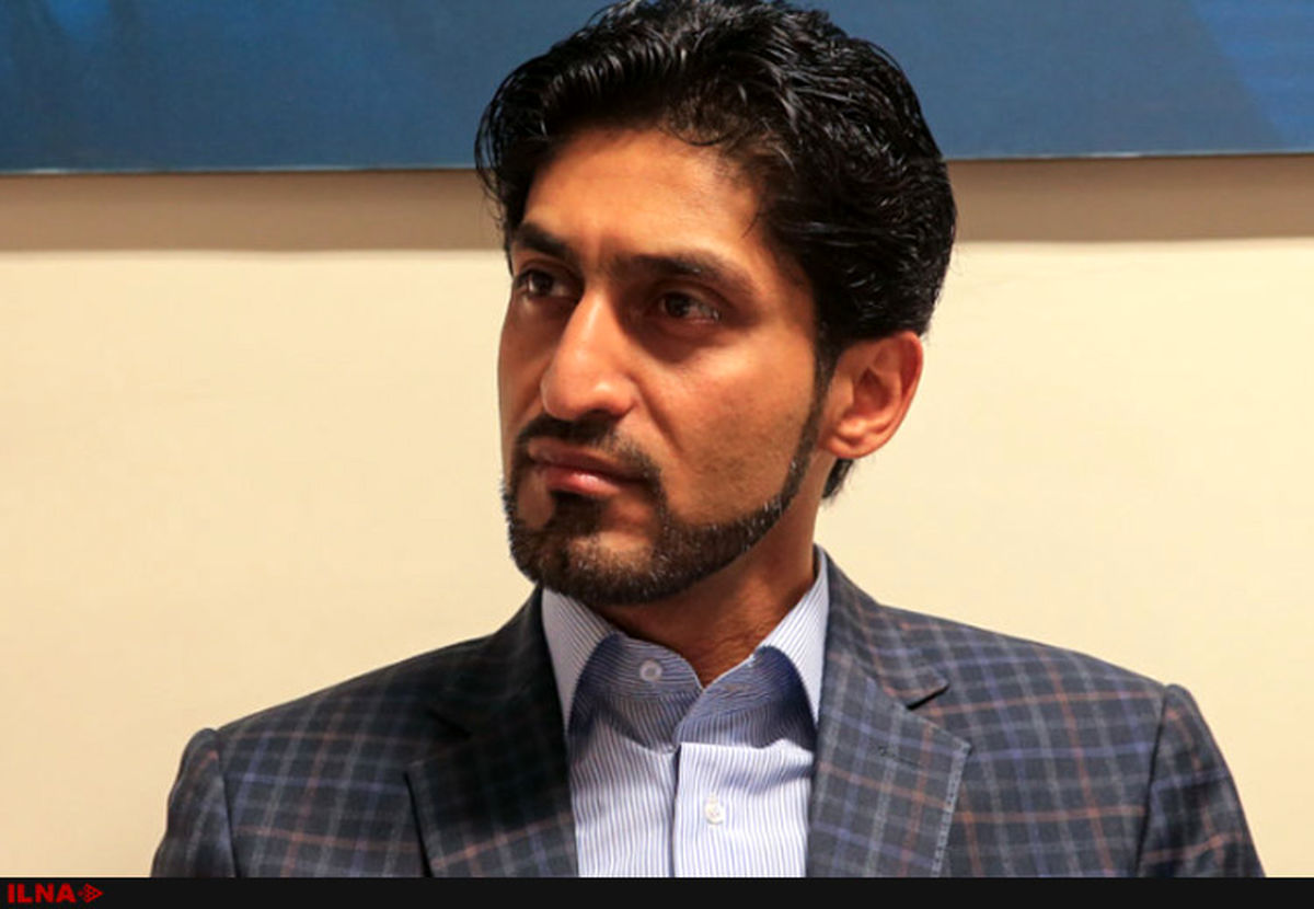 مهمترین مشکل دولت قبل سیاست زدایی بود/ کمترین کار روحانی عادی‌سازی شرایط بوده است