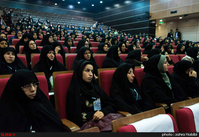 اولین همایش بانوان عضو شوراهای شهرهای سراسر کشور / قم