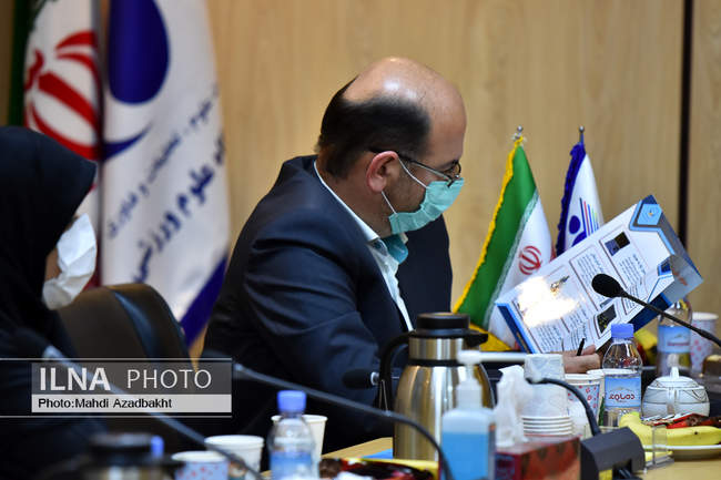 بازدید معاون علمی و فناوری رییس جمهور از مرکز ملی نوآوری فناوری های و