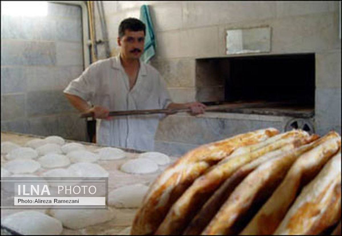 انتقاد کارگران و کارفرمایان نانوایی های مریوان از کیفیت آرد