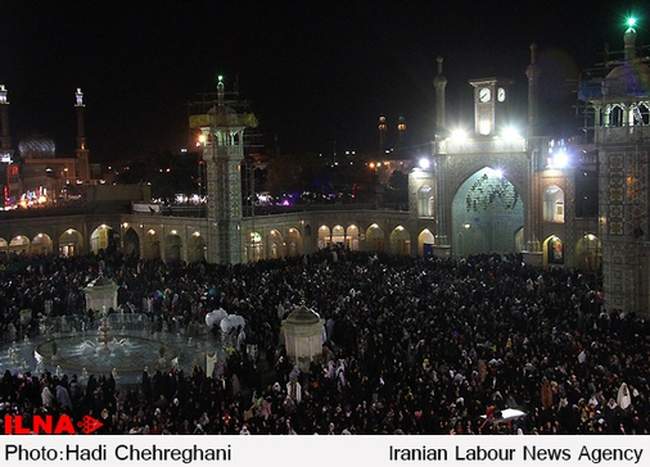 لحظه تحویل سال در حرم حضرت معصومه(س) قم