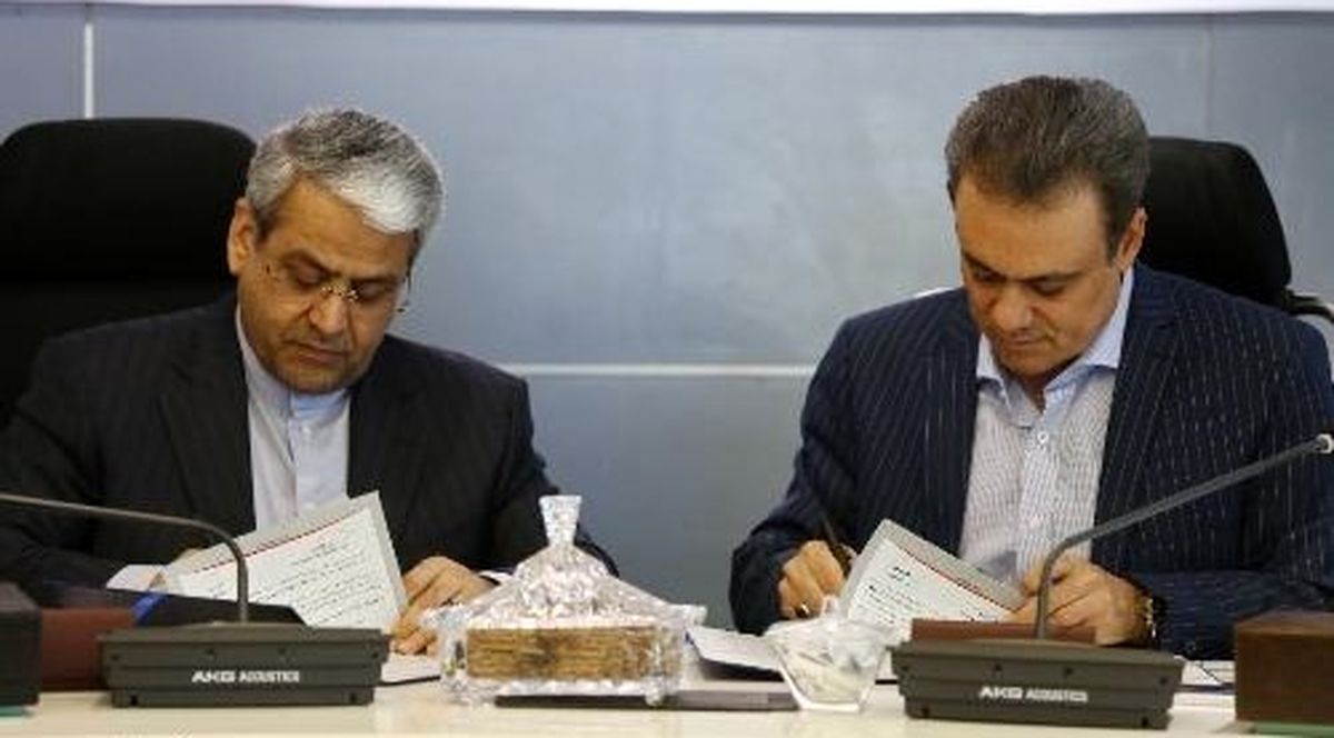 امضای تفاهم‌نامه میان بانک ملت و وزارت بهداشت