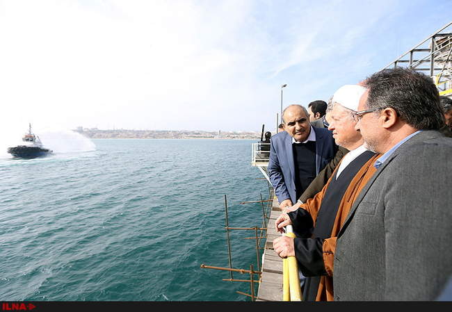 یکسال گذشت . . .