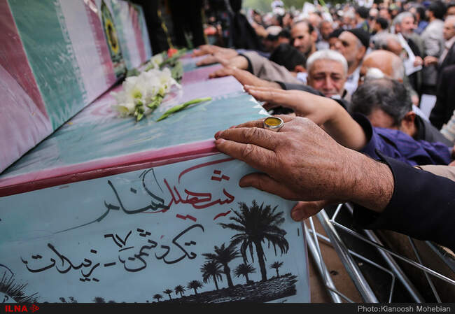 مراسم تشییع پیکر ۵۴ شهید دفاع مقدس ناجا از مقابل دانشگاه تهران