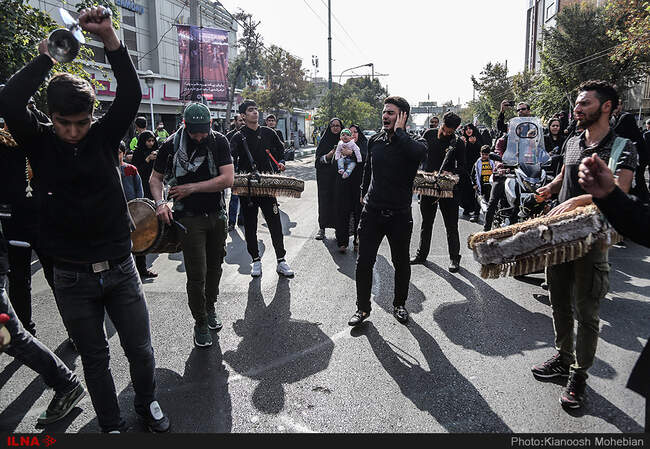 پیاده روی جاماندگان اربعین در تهران 