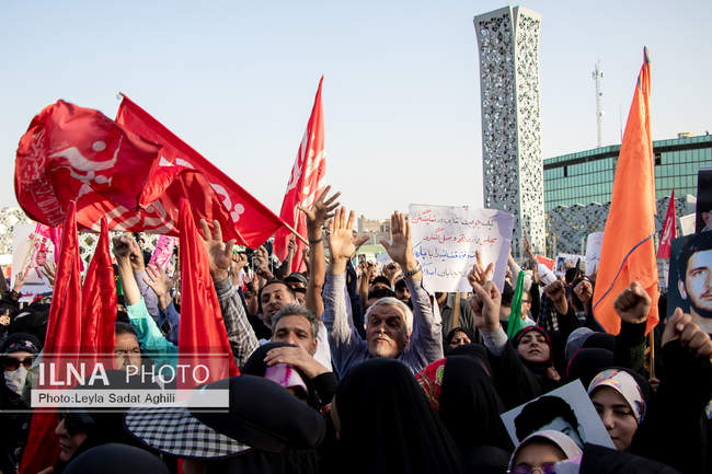 اجتماع بزرگ عفاف و حجاب در میدان امام حسین(ع)