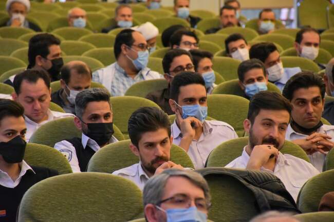 همایش تجلیل از مدافعان سلامت در اردبیل