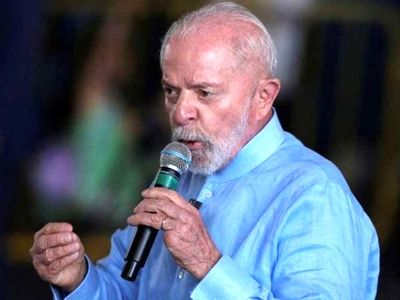 لغو سفر لولا داسیلوا به روسیه در پی آسیب‌دیدگی از ناحیه سر