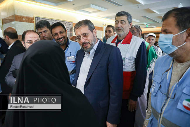  بازدید سرپرست حجاج ایرانی از زائران کشورمان و مرکز پزشکی هلال احمر د