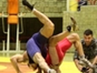 فرنگی‌کاران نوجوان با روحیه بالا به مصاف حریفان می‌روند