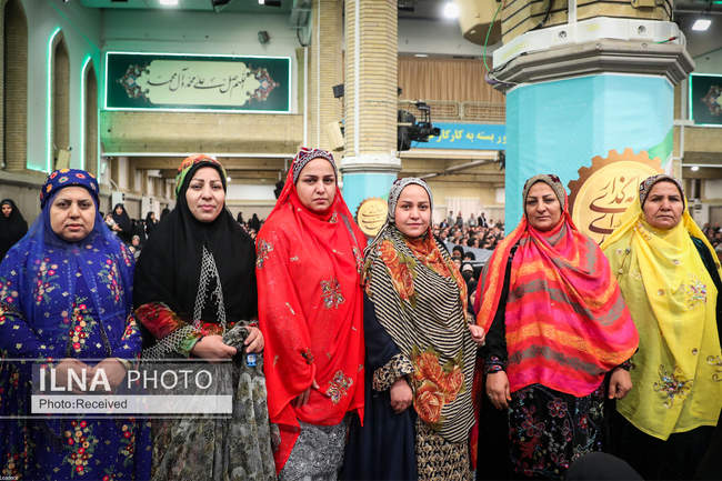 دیدار هزاران نفر از کارگران سراسر کشور با رهبر انقلاب