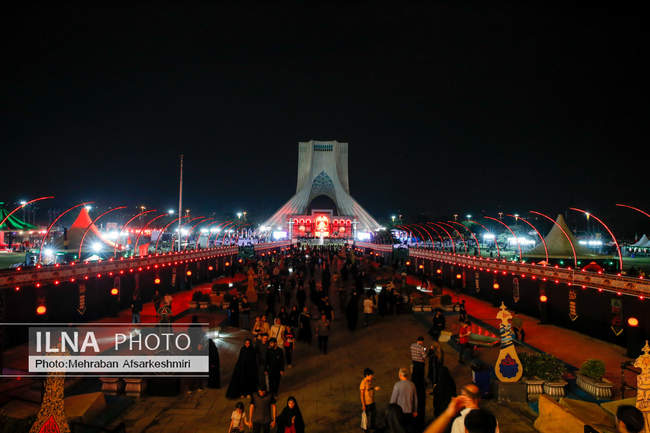 برگزاری سومین سوگواره محرم شهر در میدان آزادی