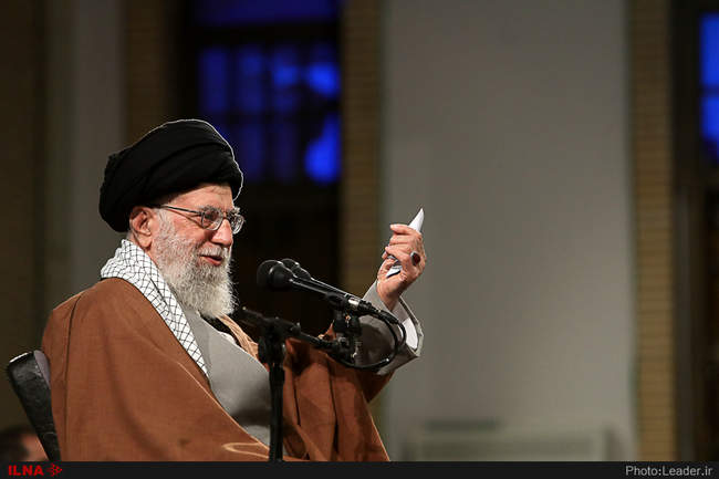 دیدار هزاران نفر از معلمان و فرهنگیان با مقام معظم رهبری