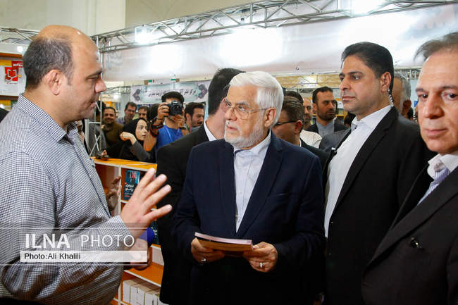 بازدید معاون اول رئیس‌جمهور از نمایشگاه کتاب تهران