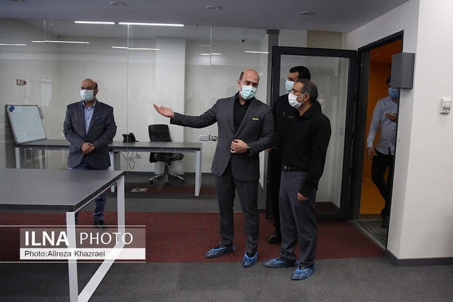 بازدید مدیرکل اداره تجهیزات پزشکی دکتر شاهمرادی و هیات همراه از خط ت�