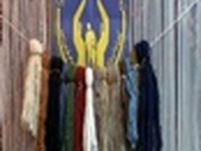 تولید و فروش ۵۲ تخته فرش دستبافت توسط بافندگان تحت حمایت کمیته امداد ایوان