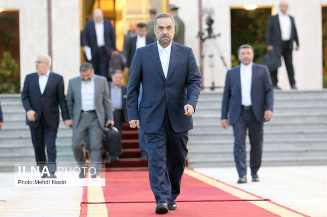 محمدرضا آشتیانی وزیر دفاع