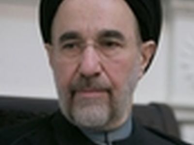 انسان‌ها زمانی که ناروایی می‌بینند به دنبال اسطوره می‌گردند