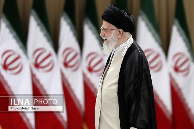 حضور رهبر انقلاب در مرحله دوم رای گیری چهاردهمین دوره انتخابات ریاست