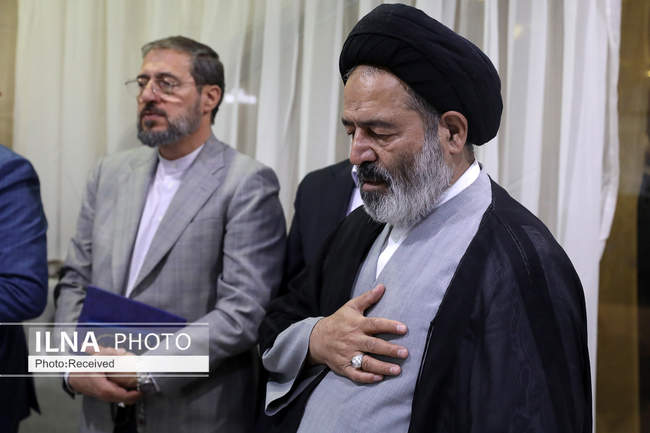 مراسم دعای کمیل زائران ایرانی در مدینه منوره