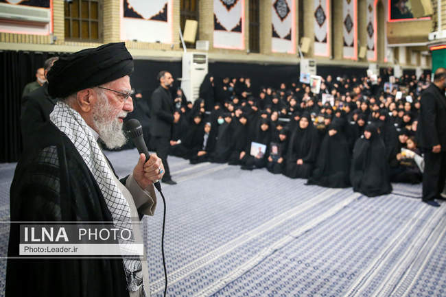 مراسم بزرگداشت شهدای جنگ تحمیلی ۱۲روزه با حضور رهبر معظم انقلاب