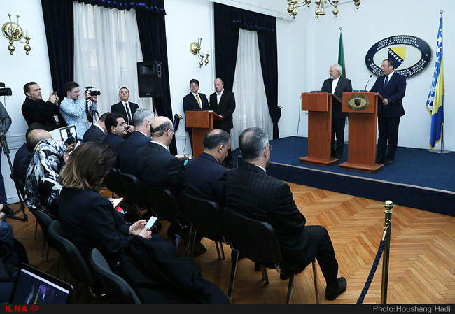 ادامه برنامه‌ها و دیدارهای ظریف در سفر به بوسنی-1