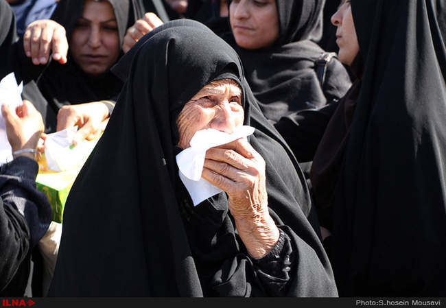 تشییع همرزم شهید چمران بر دستان عاشقان حسینی 