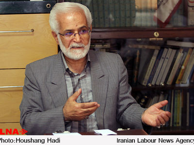 پرداخت عیدی کارمندی به کارگران کارگاه‌های دولتی خلاف قانون کار است